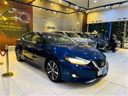 نيسان ماكسيما